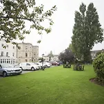 Arnos Manor 3* Bristol