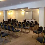Otel Arnos Manor
