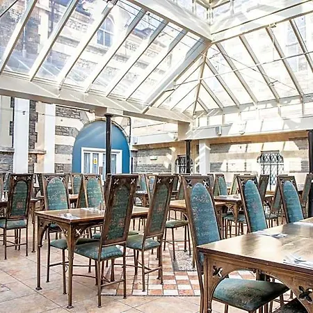 Arnos Manor Bristol