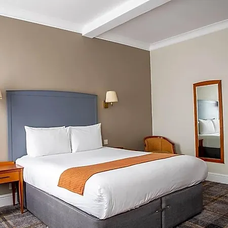 Arnos Manor 3* Bristol