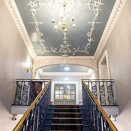 Arnos Manor Bristol
