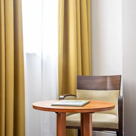 Arnos Manor Otel Bristol