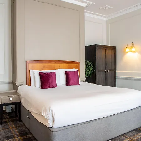 Arnos Manor Bristol