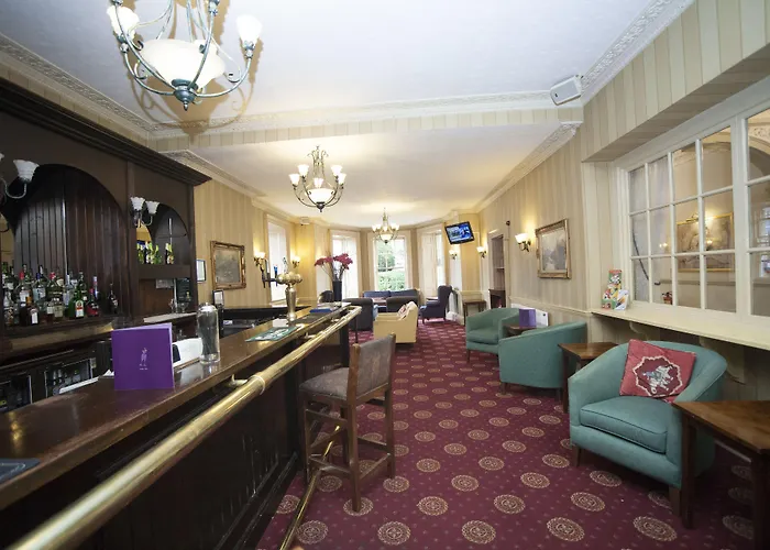 Arnos Manor فندق بريستول