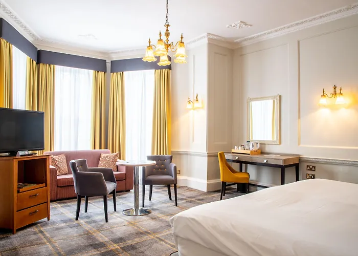 Arnos Manor فندق بريستول