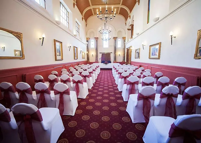 فندق Arnos Manor