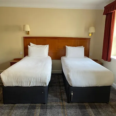Hotel Arnos Manor 3*