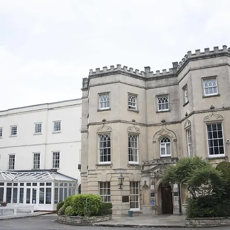 Arnos Manor Hotel 3*